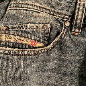 Diesel Industry Men’s Safado  Distressed Jeans, used in good shape, size 32